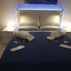 Apartment Casamira Centro, Naples