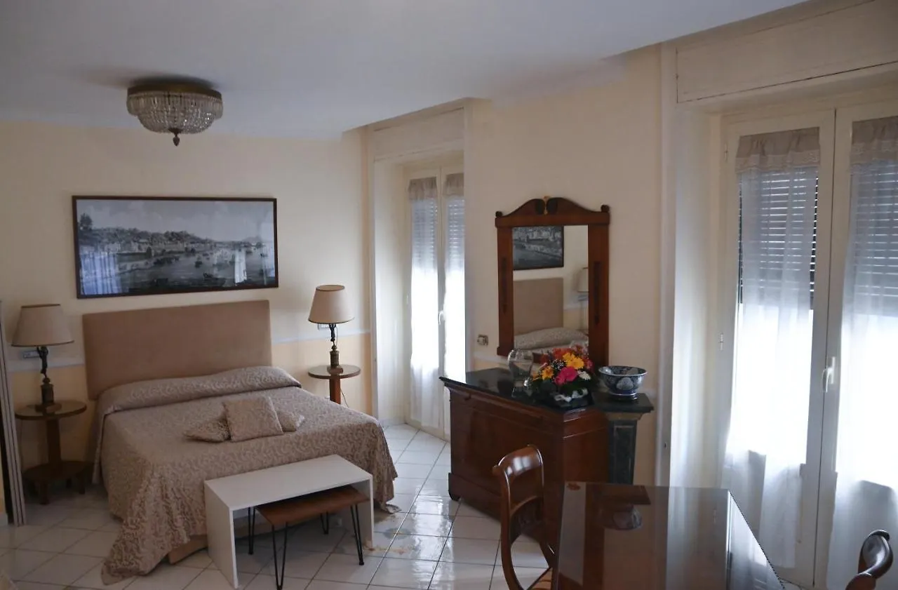 Pagina Storica Di Napoli Apartment