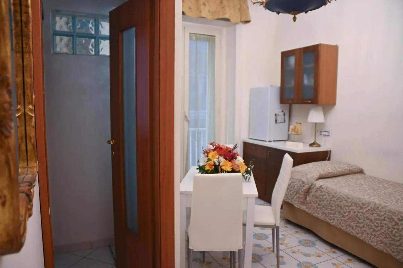 Pagina Storica Di Napoli Apartment Italy