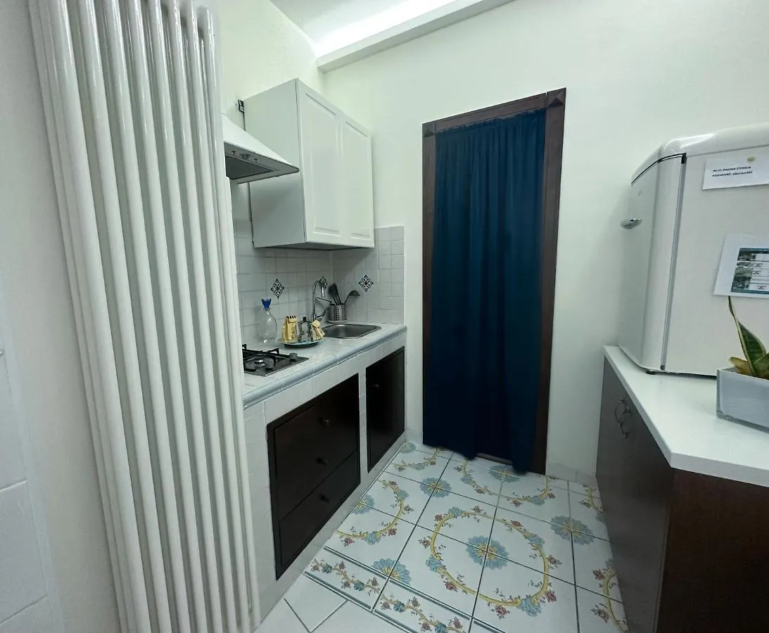 Pagina Storica Di Napoli Apartment 0*, Naples Italy